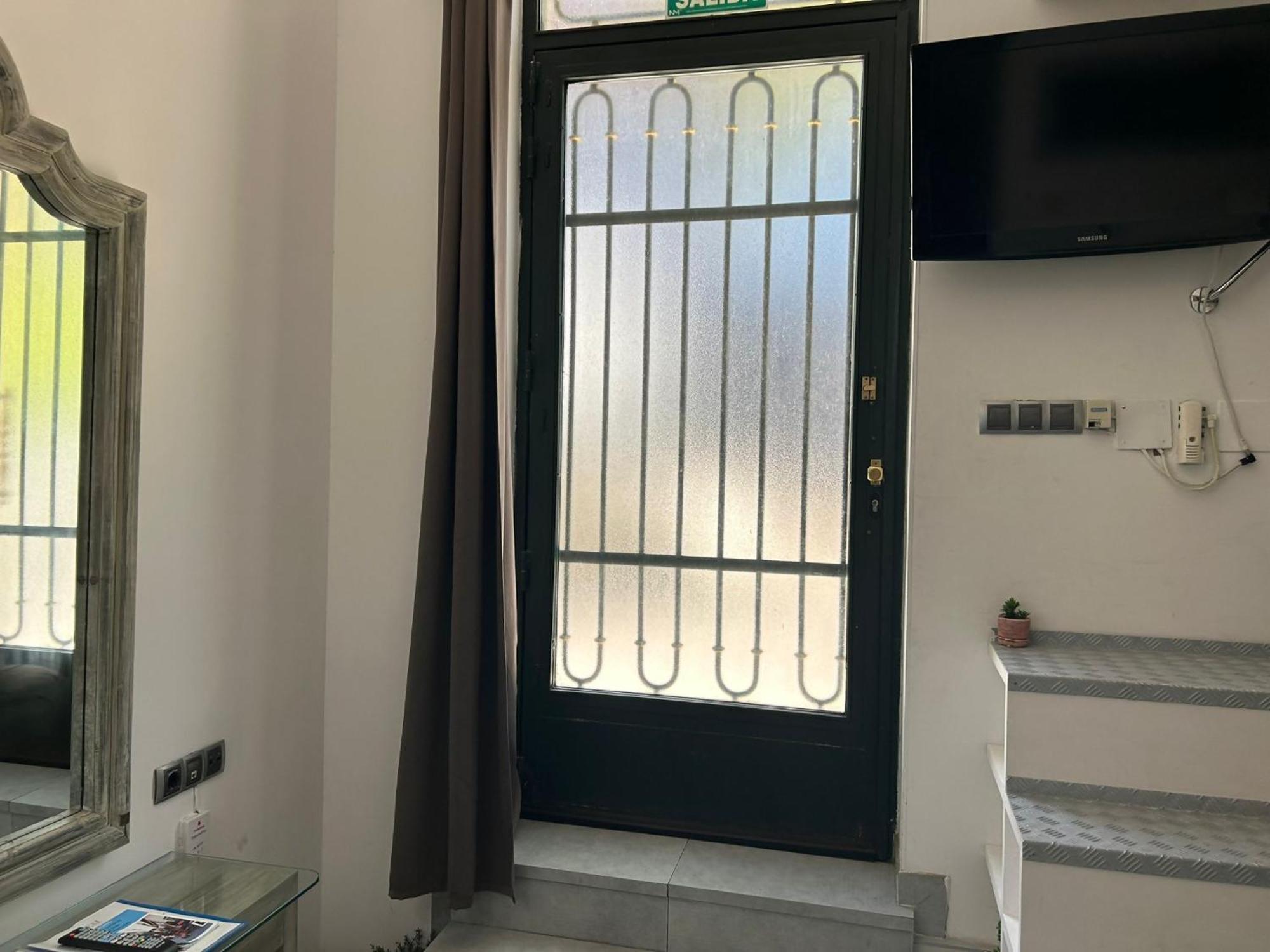 Una Genial Estancia En Madrid Centro Eksteriør billede